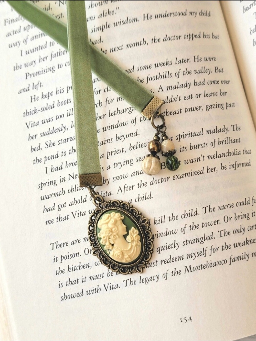 Velvet bookmark
